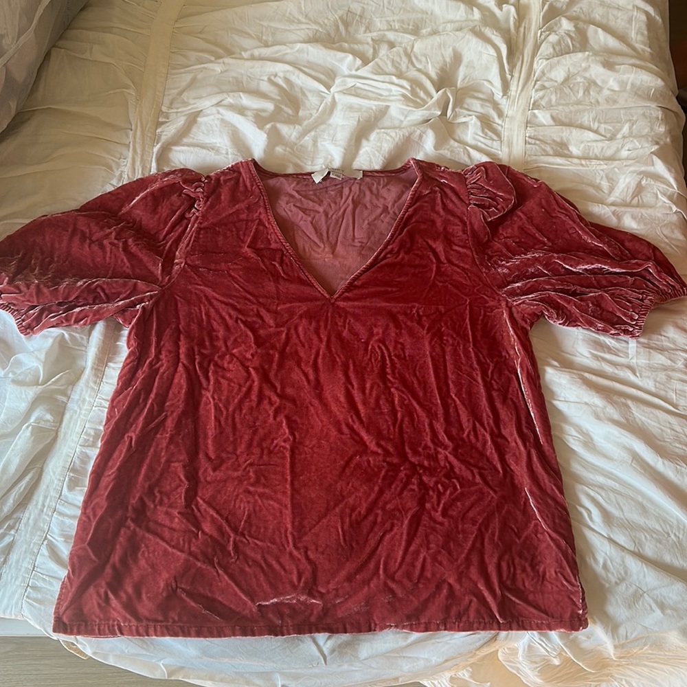 VELVET LOFT TOP